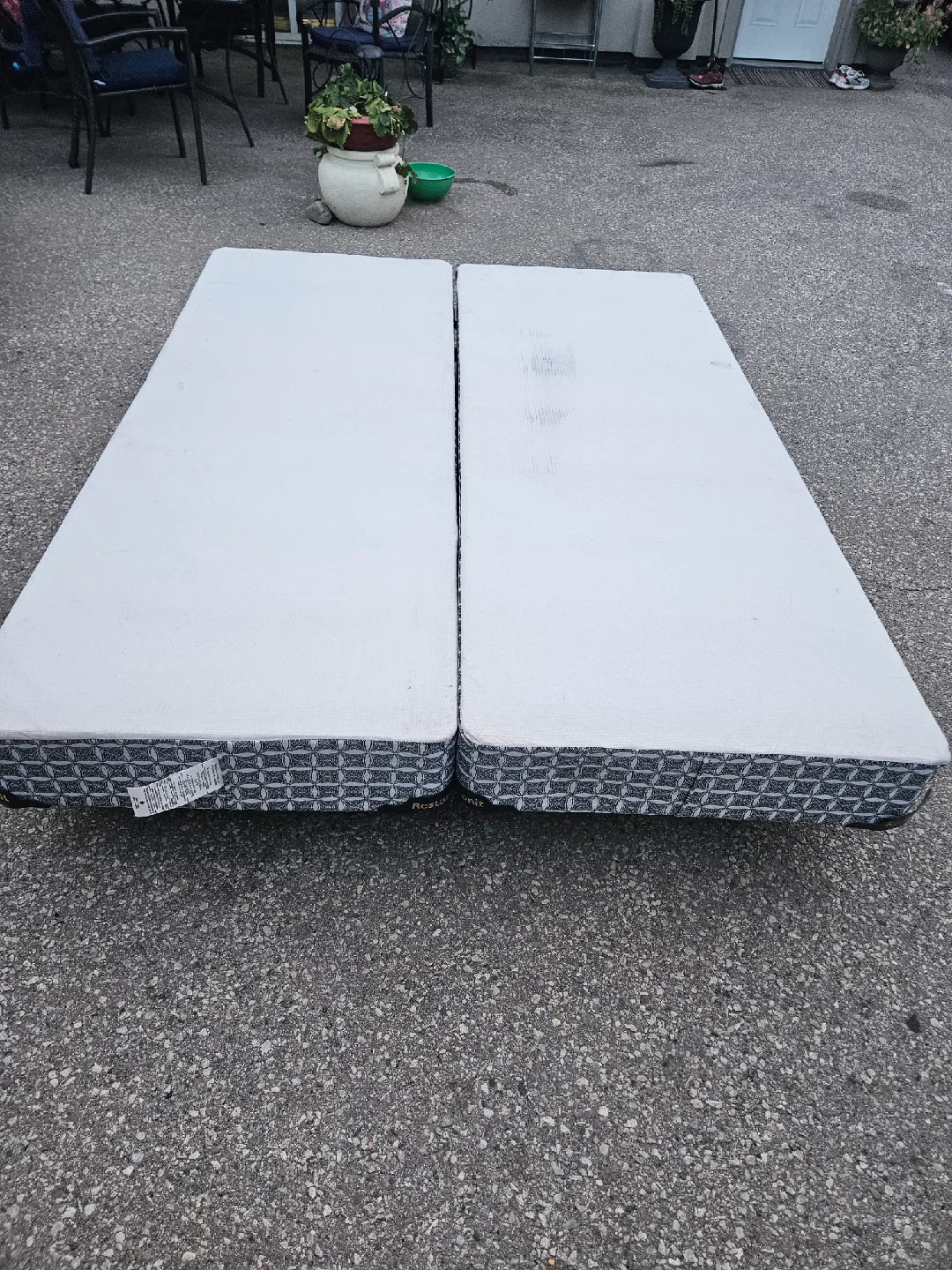 Queen Split Box Spring image indicator(3)