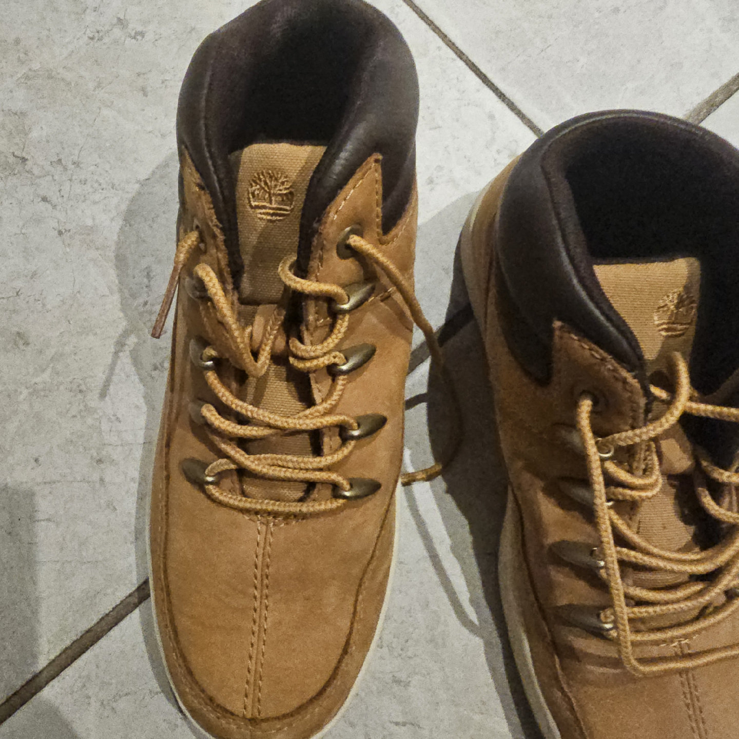 Timberland Boys' Brown Leather Boots - Size 2 - photo 4