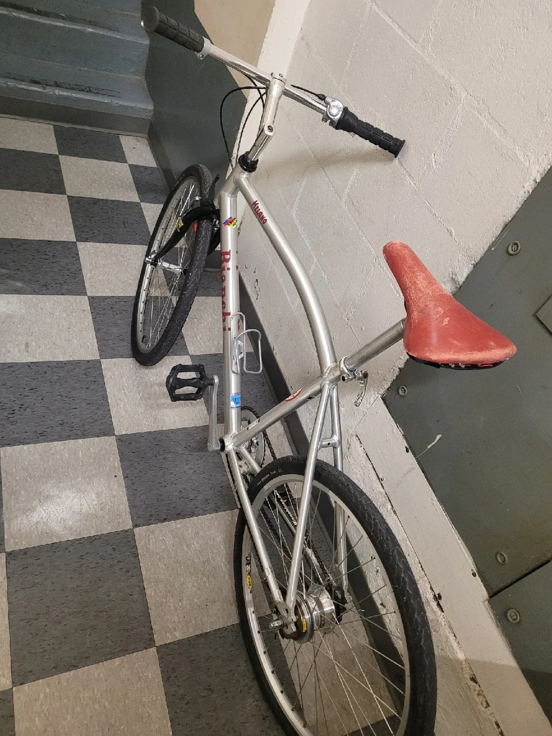 Bianchi Milano Silver Bicycle image indicator(2)