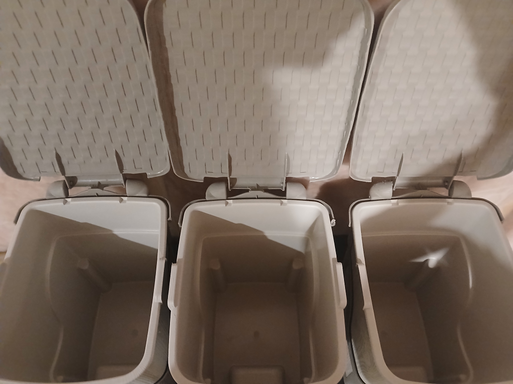 3 Duplicate mini garbage Bins for sale - photo 2