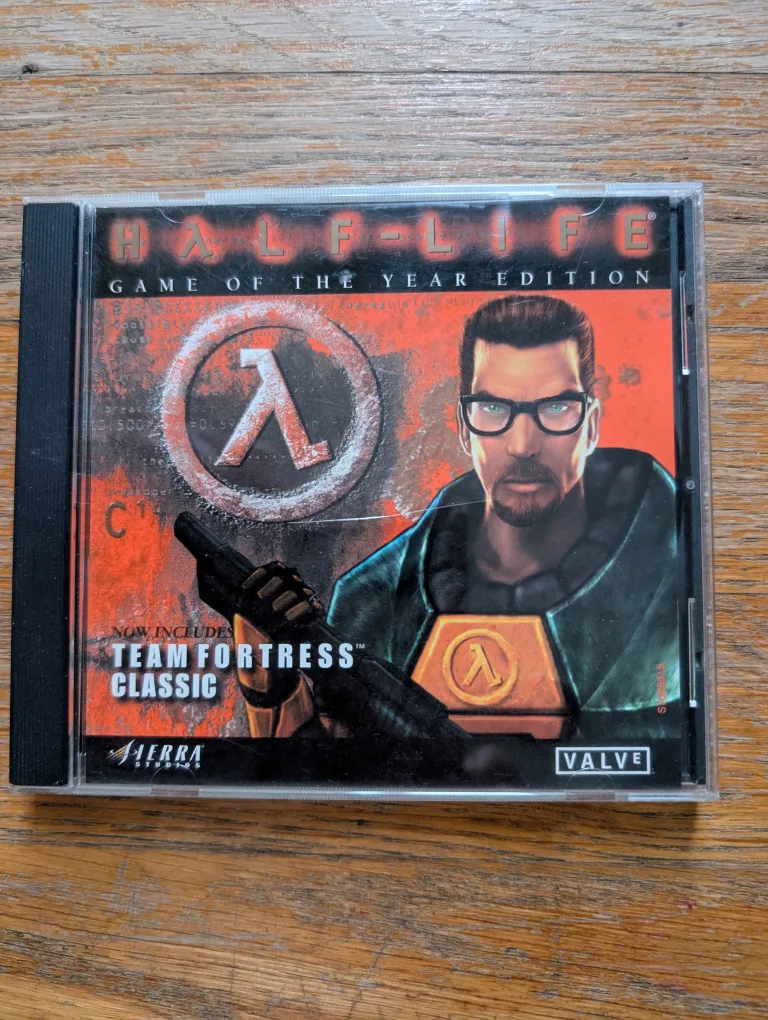 Half-Life: Game of the Year Edition PC Game thumbnail