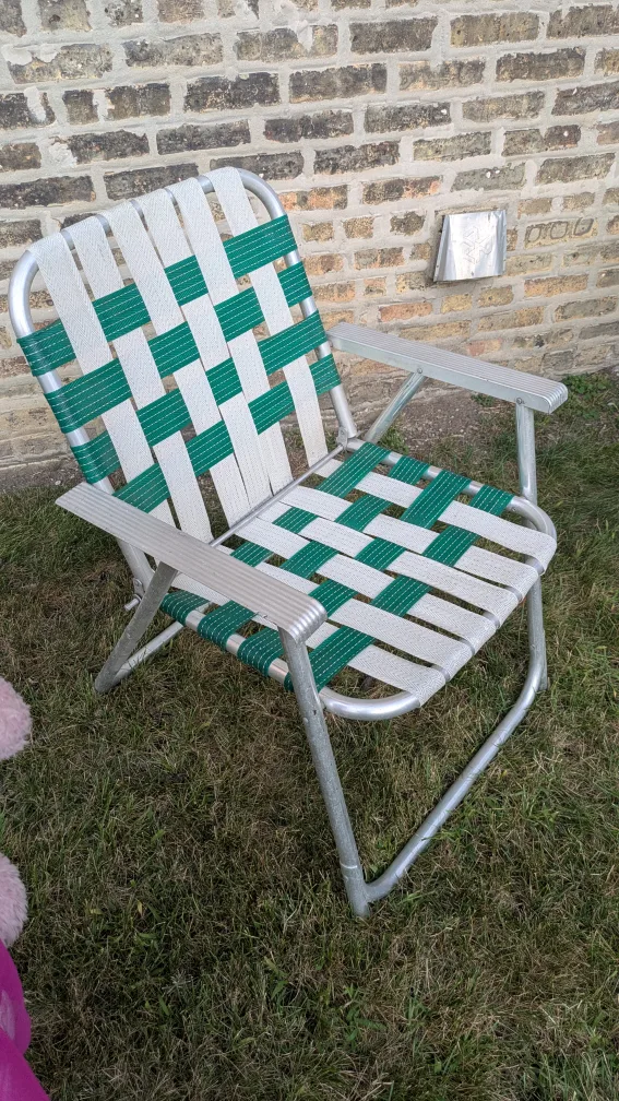 2 Vintage Green & White Webbed aluminum portable lawn chairs image indicator(3)
