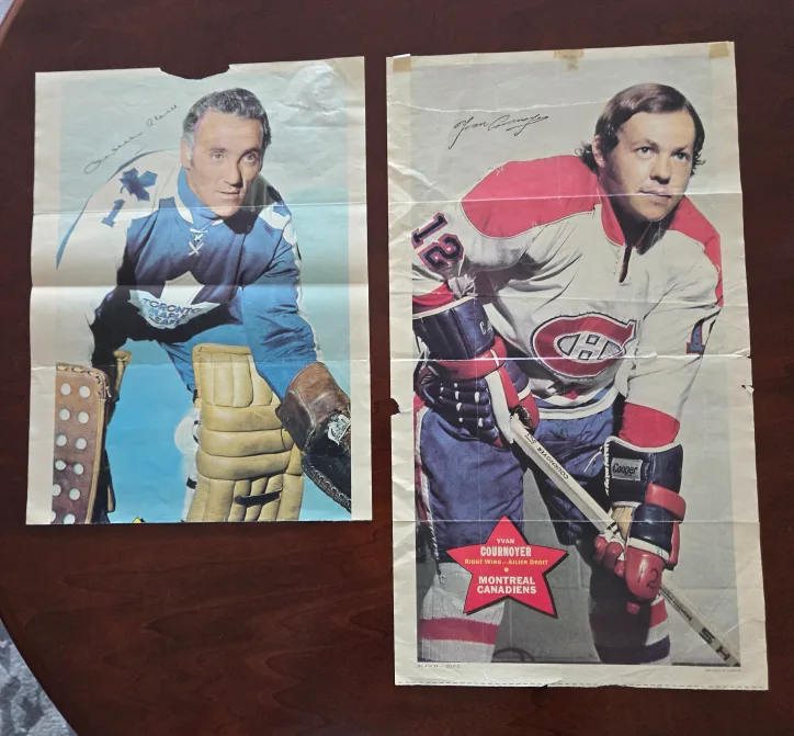 2 Rare Vintage 1971 OPC.Wax Pack Posters. thumbnail