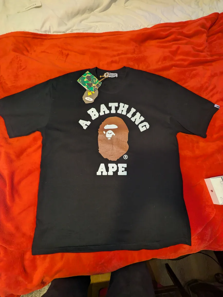 New A Bathing Ape (BAPE) Black T-Shirt thumbnail