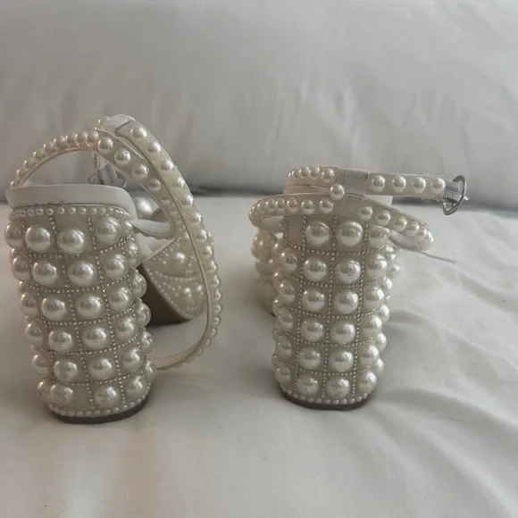 Rouge Helium White Pearl Heels - photo 2
