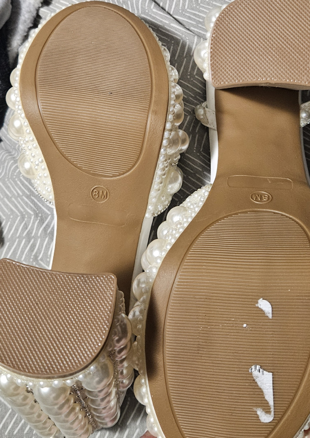 Rouge Helium White Pearl Heels - photo 4