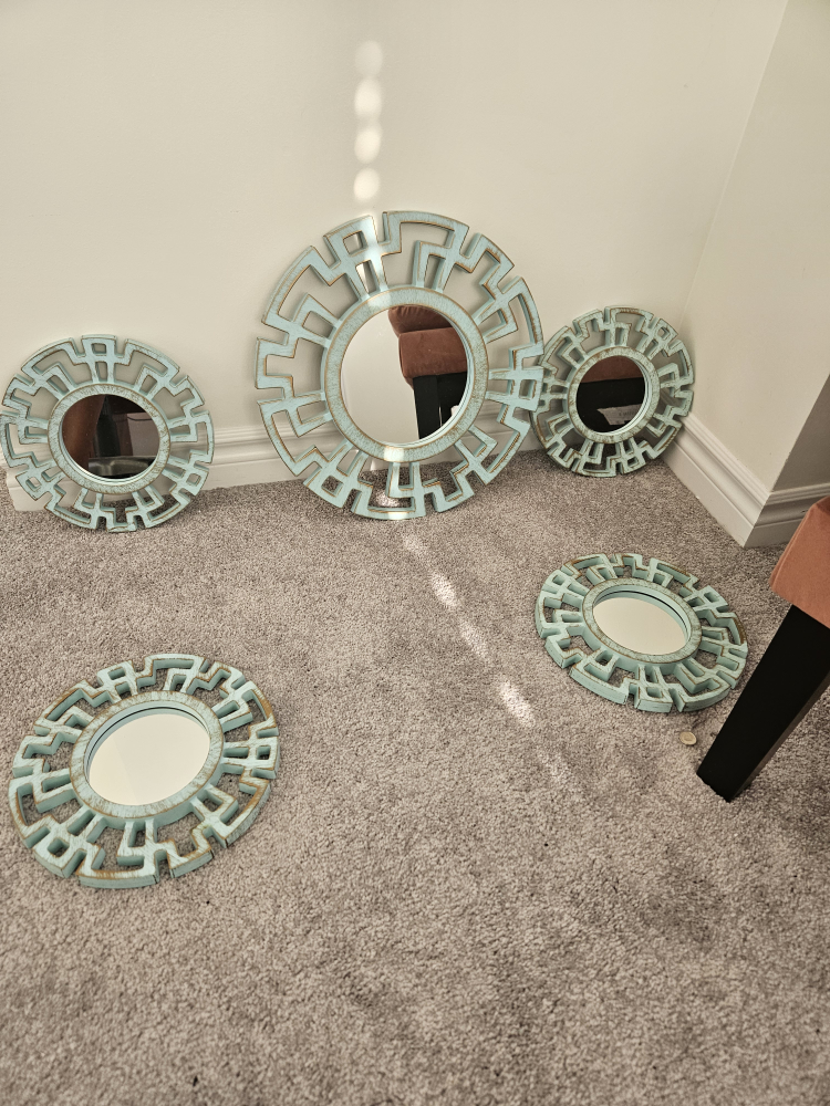 Set of 5 Round Decorative Wall Mirrors