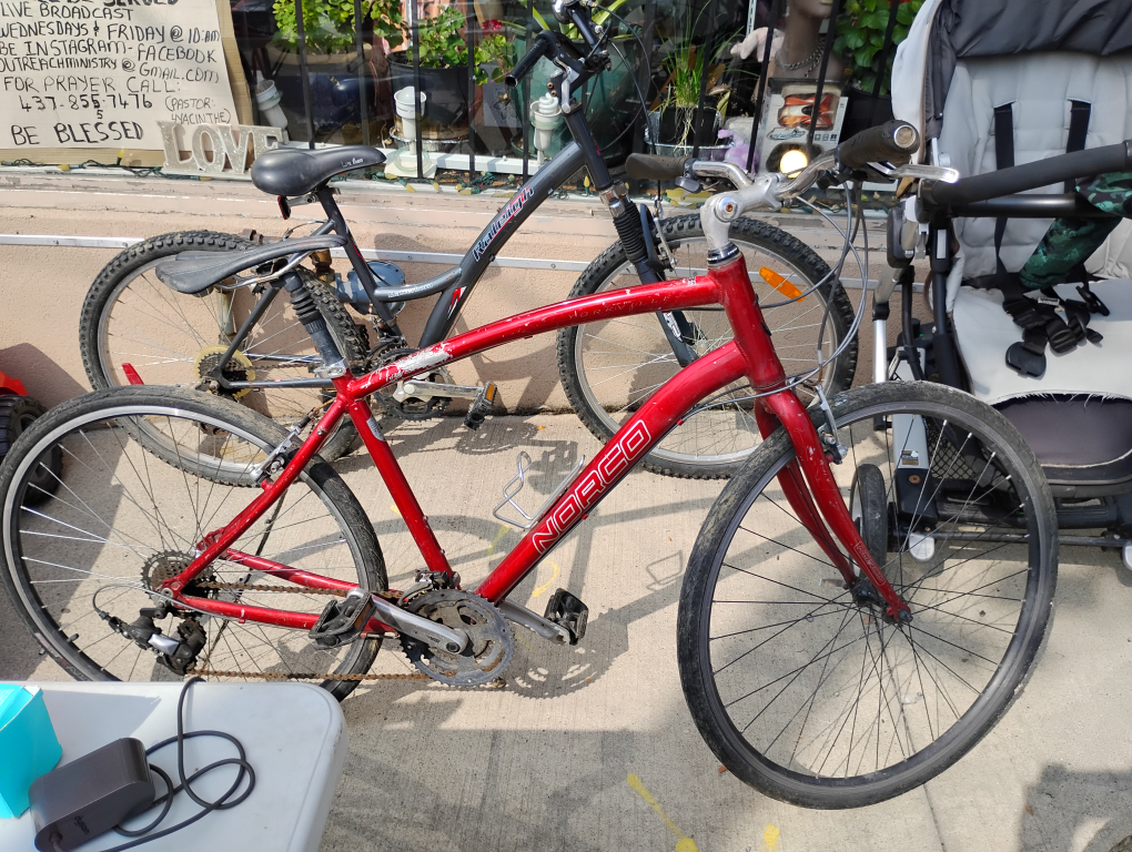 Norco Red Bicycle Yorkville custom 7005 alloy 18.5 in - photo 2