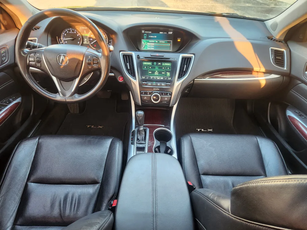 2015 Acura TLX image indicator(9)