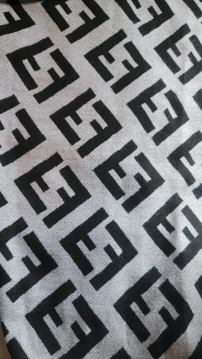 Fendi Scarf - Black & Grey image indicator(3)