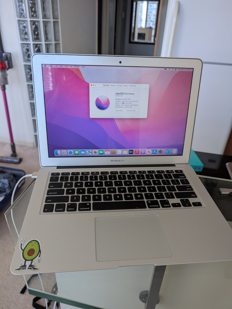MacBook Air (13-inch, 2017)
