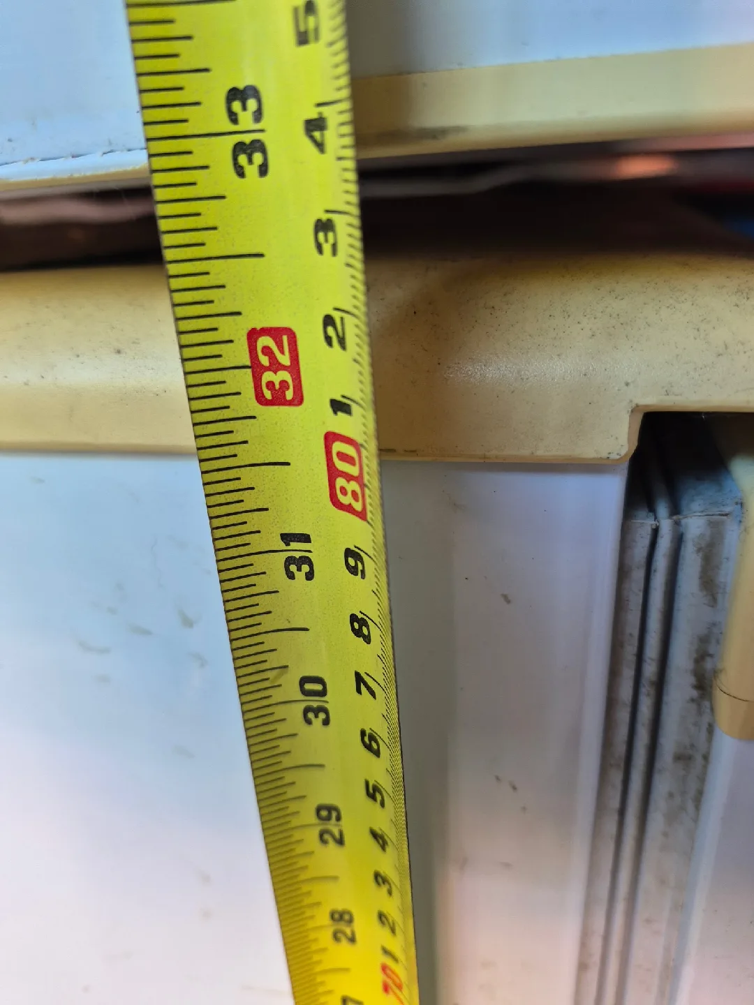 Danby Designer Mini Fridge image indicator(3)