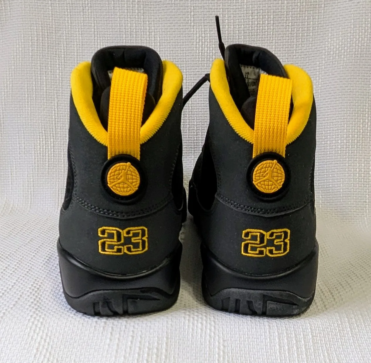 Air Jordan 9 Retro Black/Citrus image indicator(3)