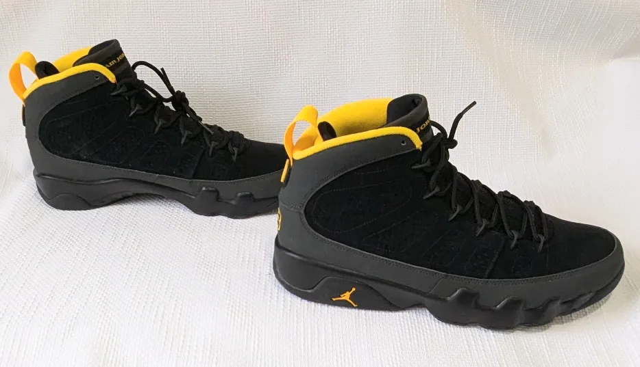 Air Jordan 9 Retro Black/Citrus image indicator(7)