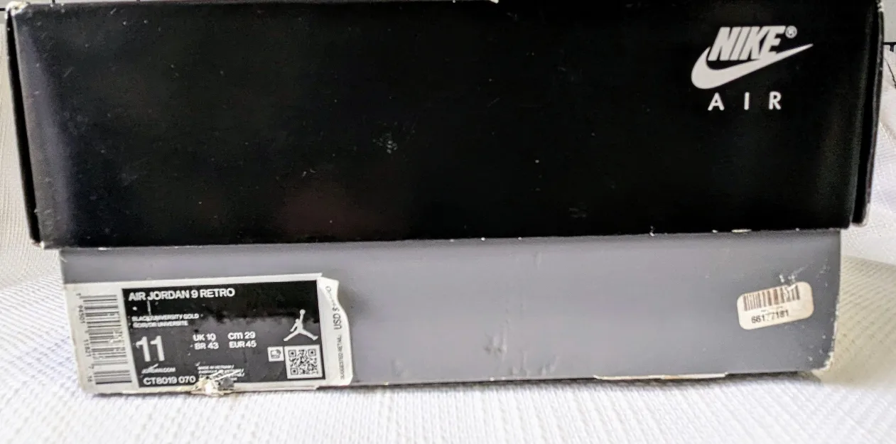 Air Jordan 9 Retro Black/Citrus image indicator(9)