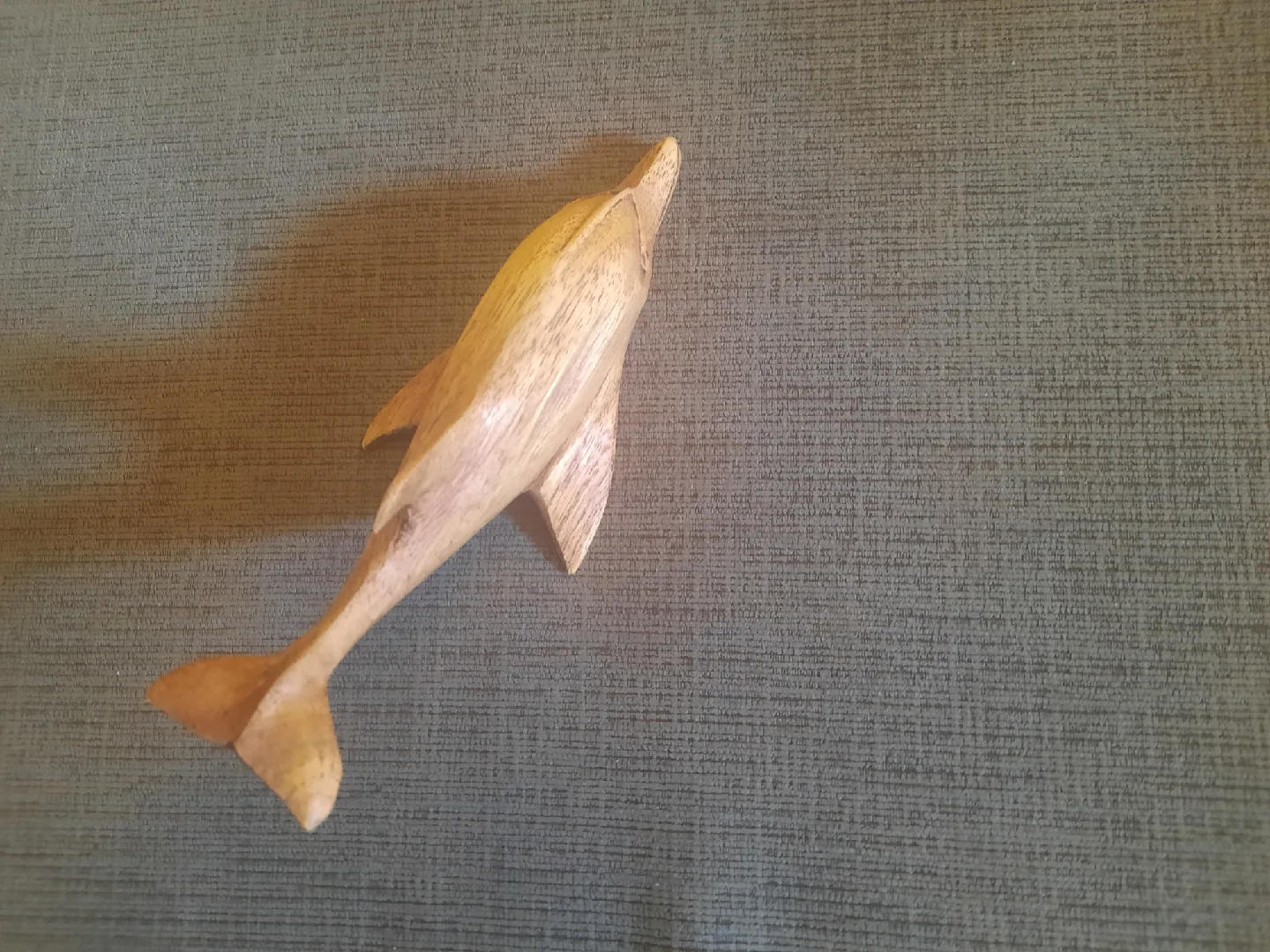 Wooden Dolphin Figurine pick up only image indicator(2)