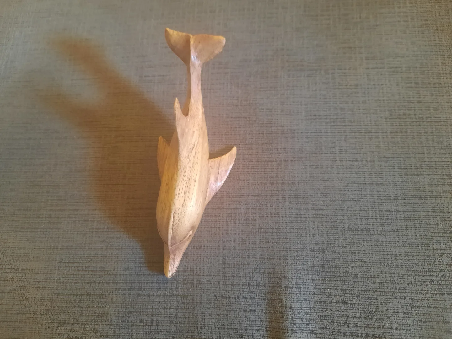Wooden Dolphin Figurine pick up only image indicator(4)