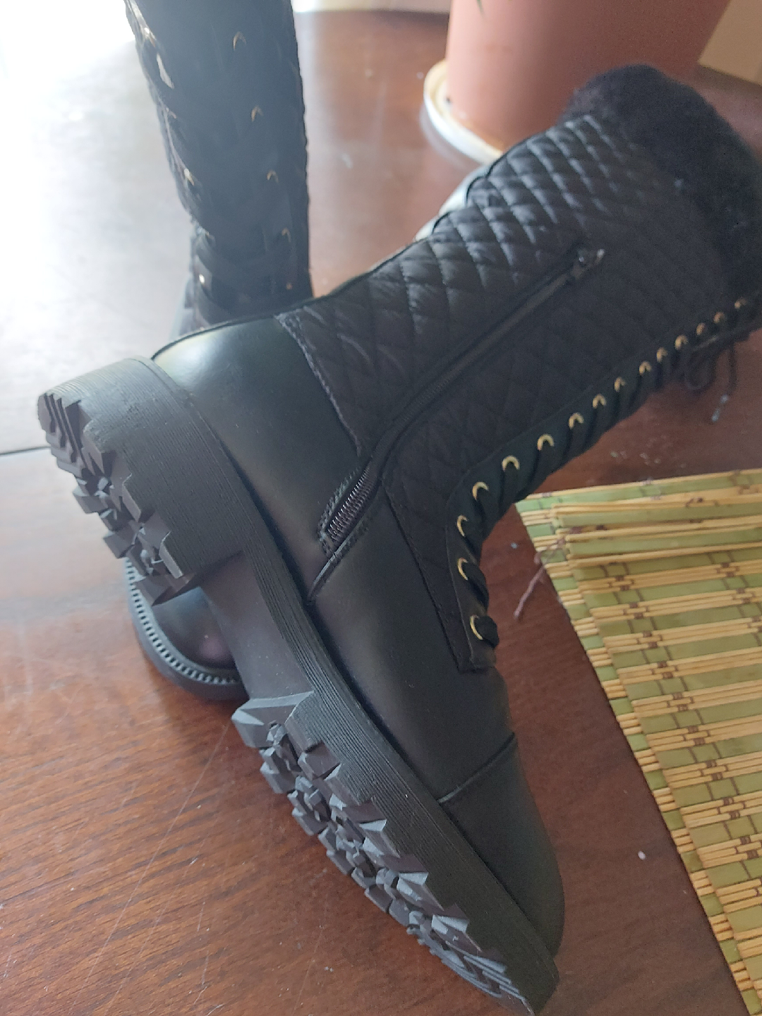 Black Quilted Boots Size 37 - photo 2