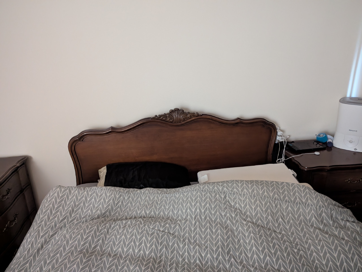 Antique Wood Dresser Set - photo 3