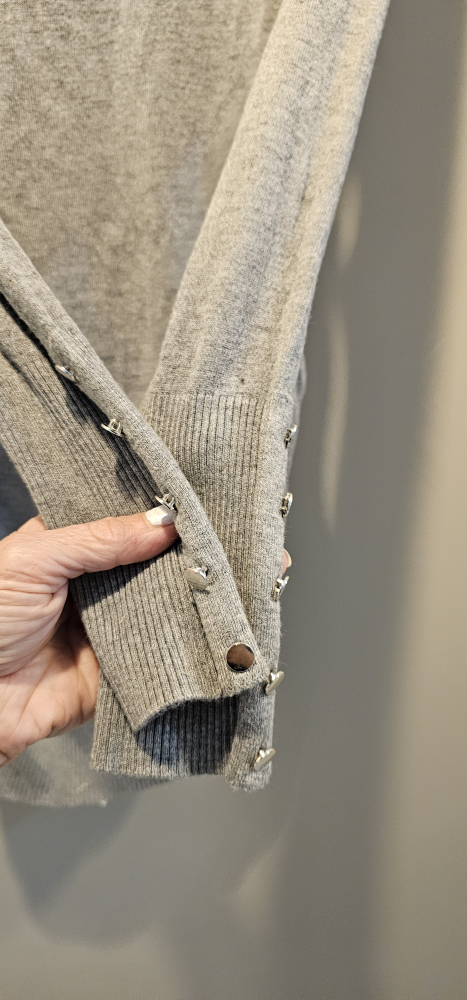 Suzy Shier Grey Long Sleeve Top - Size S - photo 5