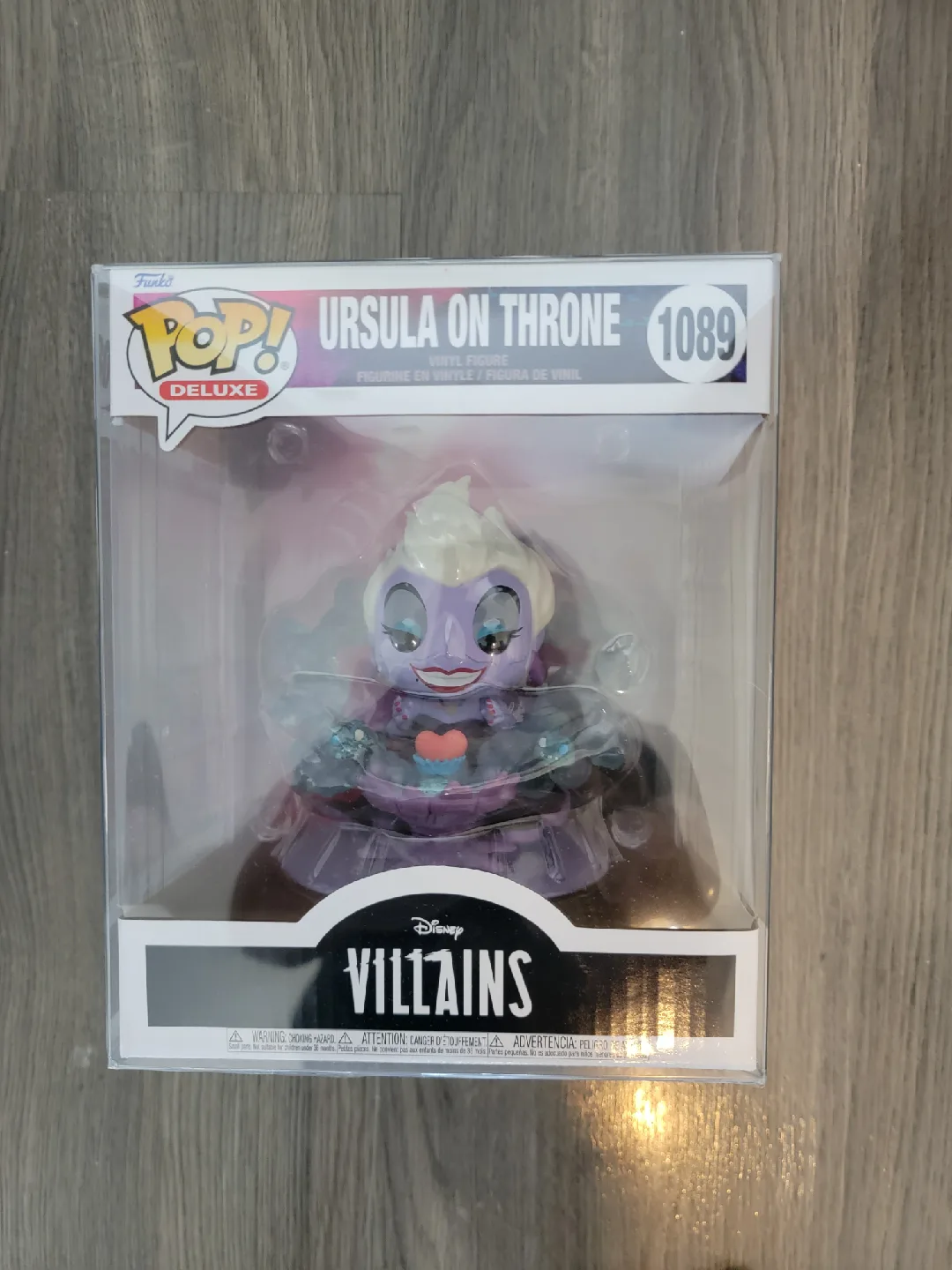 Funko Pop! Deluxe Disney Figures image indicator(2)