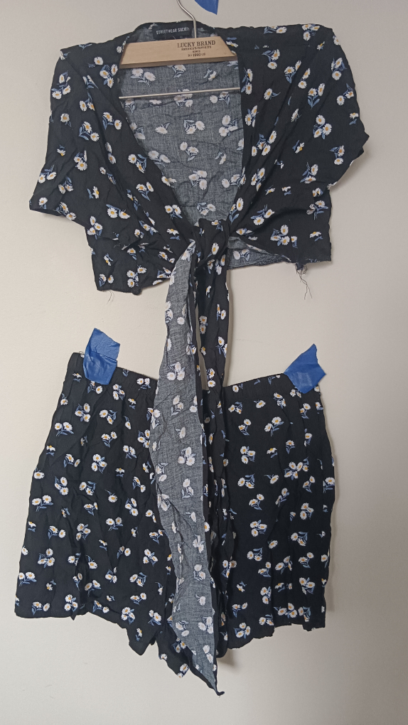 Floral Romper - Size L - XL - photo 2
