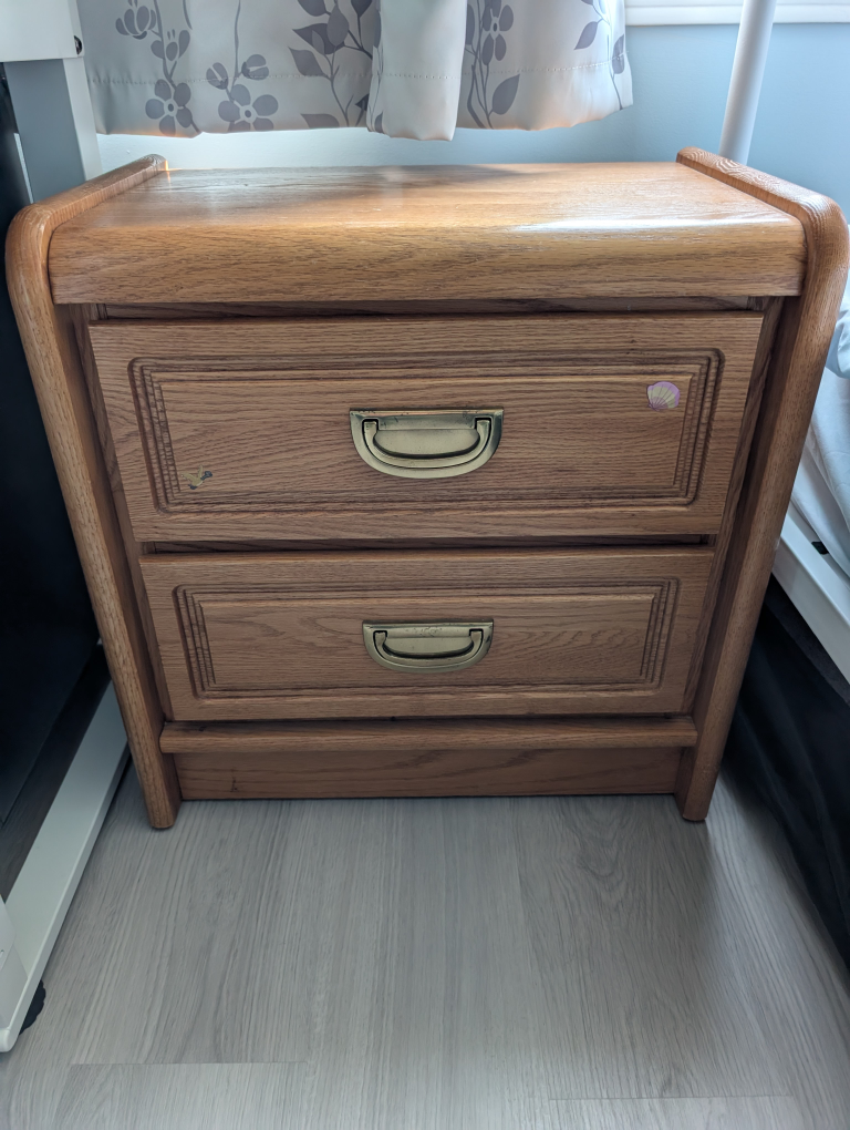 Wood Nightstand with 2 Drawers