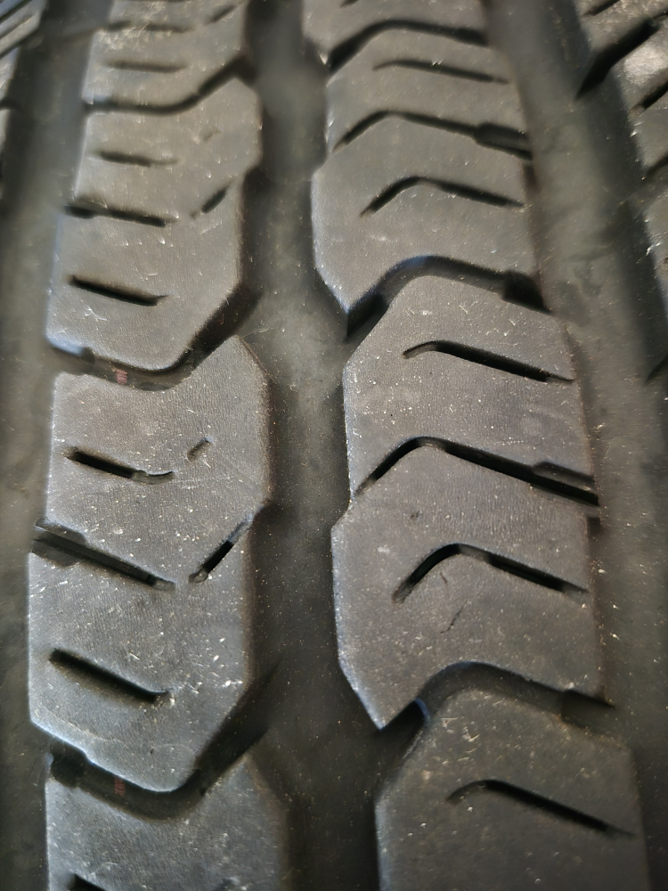 Jeep Wrangler Tire 225/75R16 - photo 3