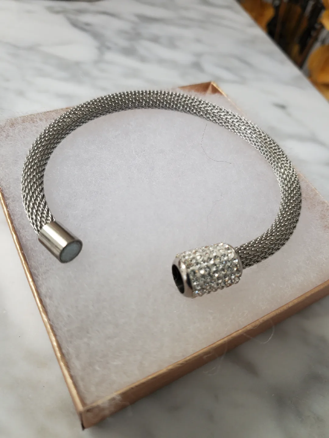 Silver Tone Bangle Bracelet image indicator(2)