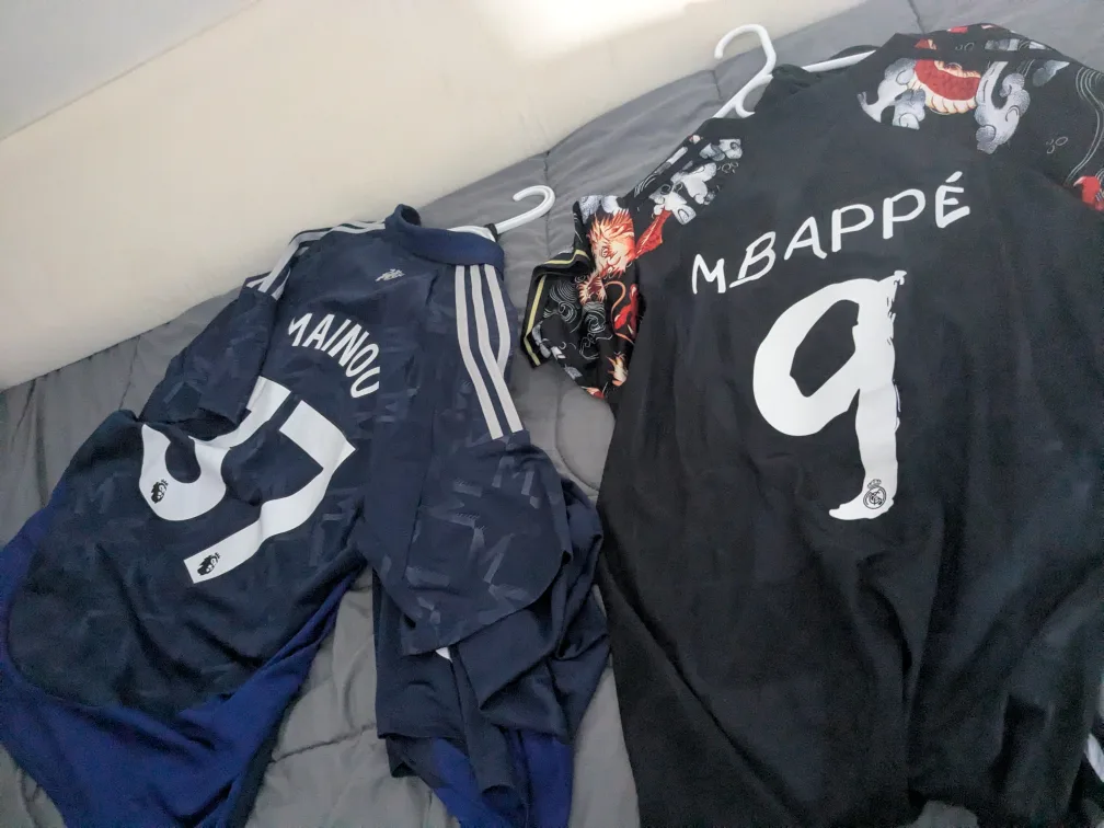 Manchester United  Away Jersey Mainoo #37 image indicator(6)