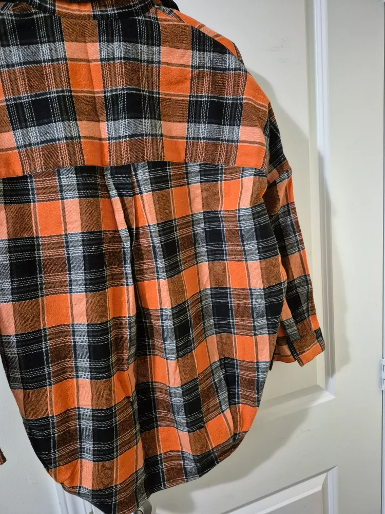 Urban Outfitters Plaid Flannel Shirt image indicator(2)