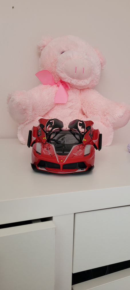 Red Ferrari LaFerrari Model Car - photo 3