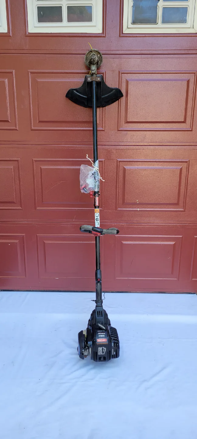 4-cycle Craftsman Weedwacker 29CC Gas Trimmer thumbnail