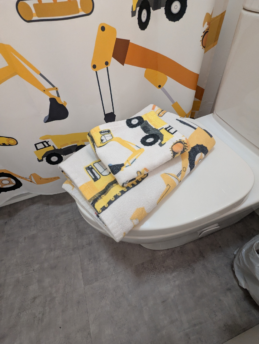 Construction Vehicle Bathroom Set - photo 2