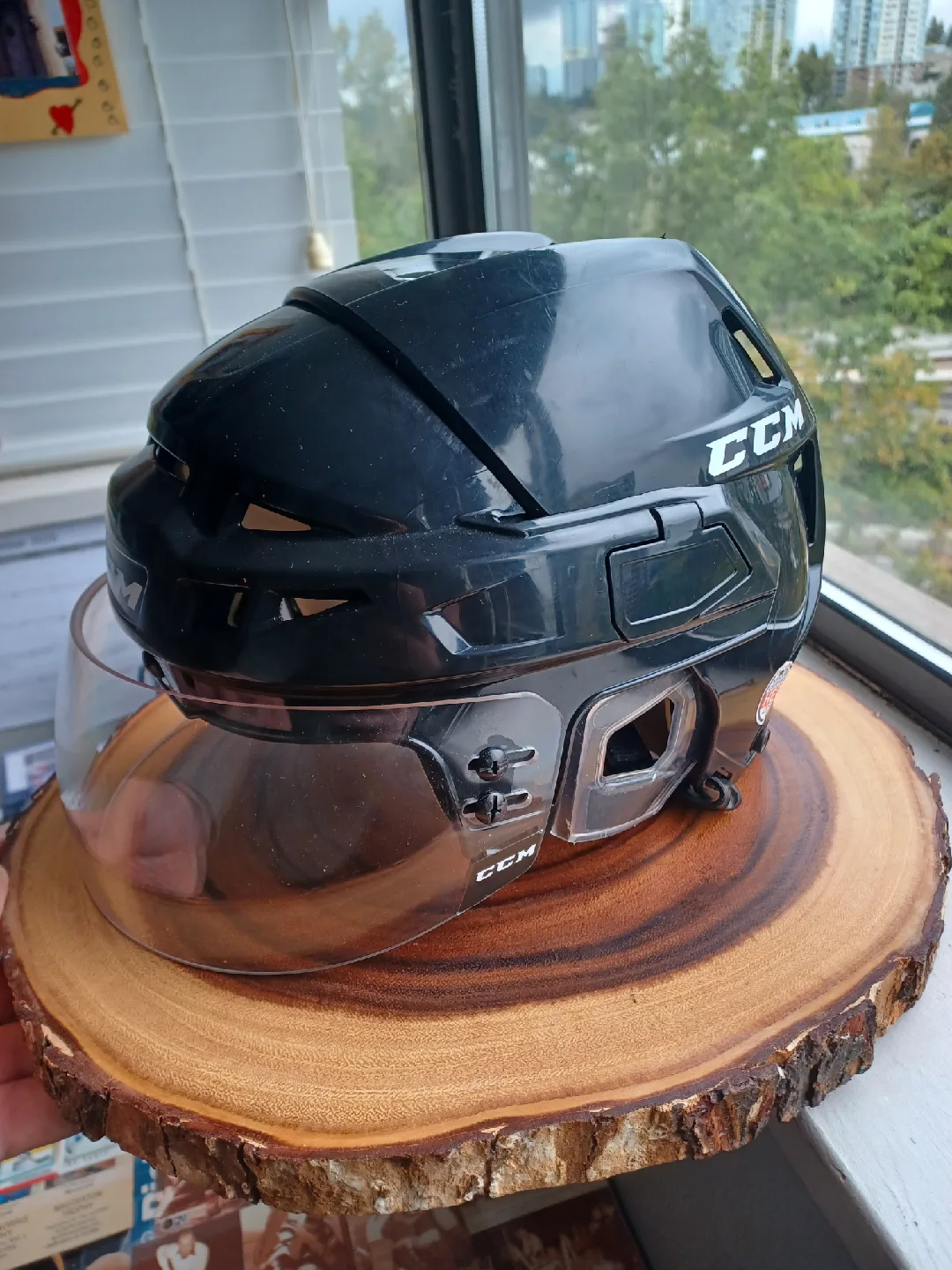 CCM Hockey Helmet with Visor - Black M | rarely worn image indicator(3)