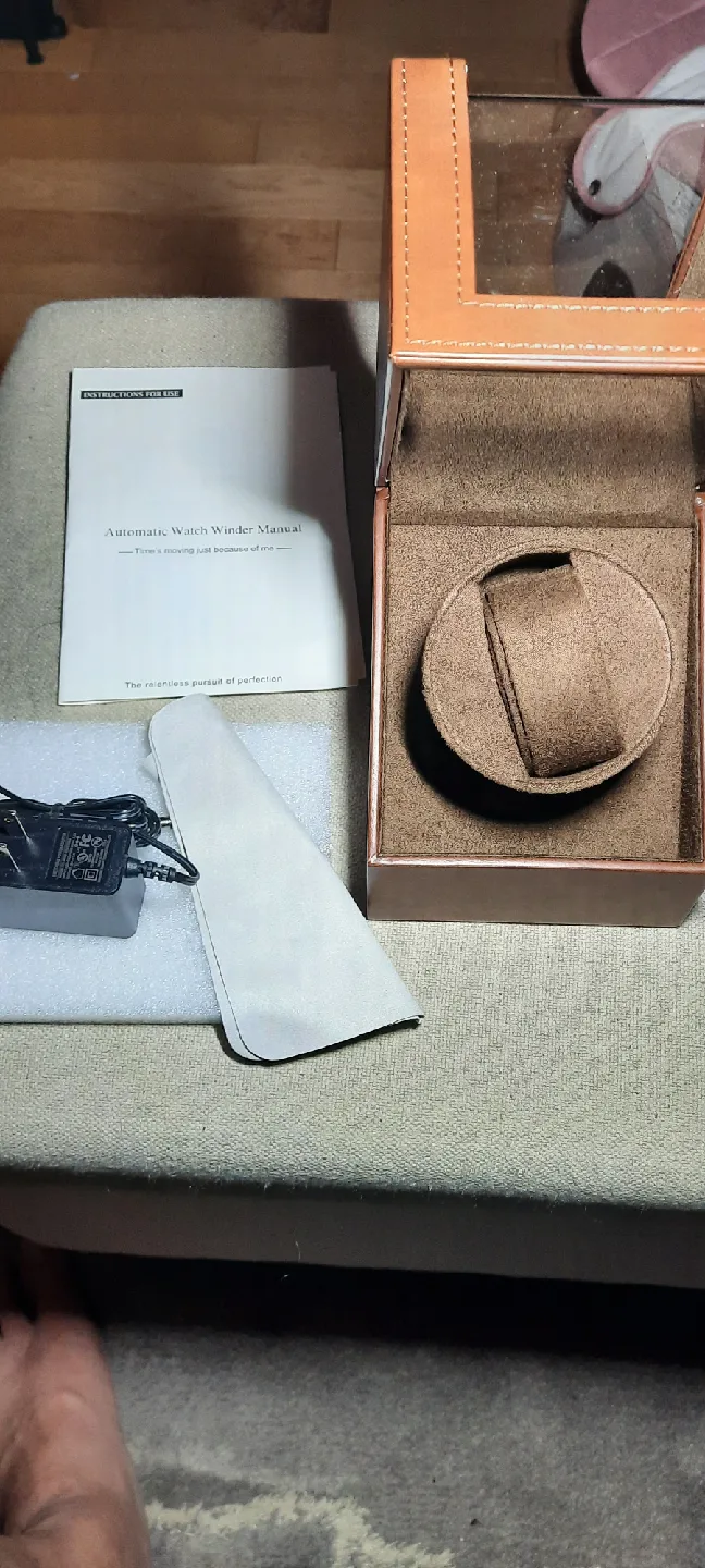 Like New Automatic Watch Winder image indicator(3)