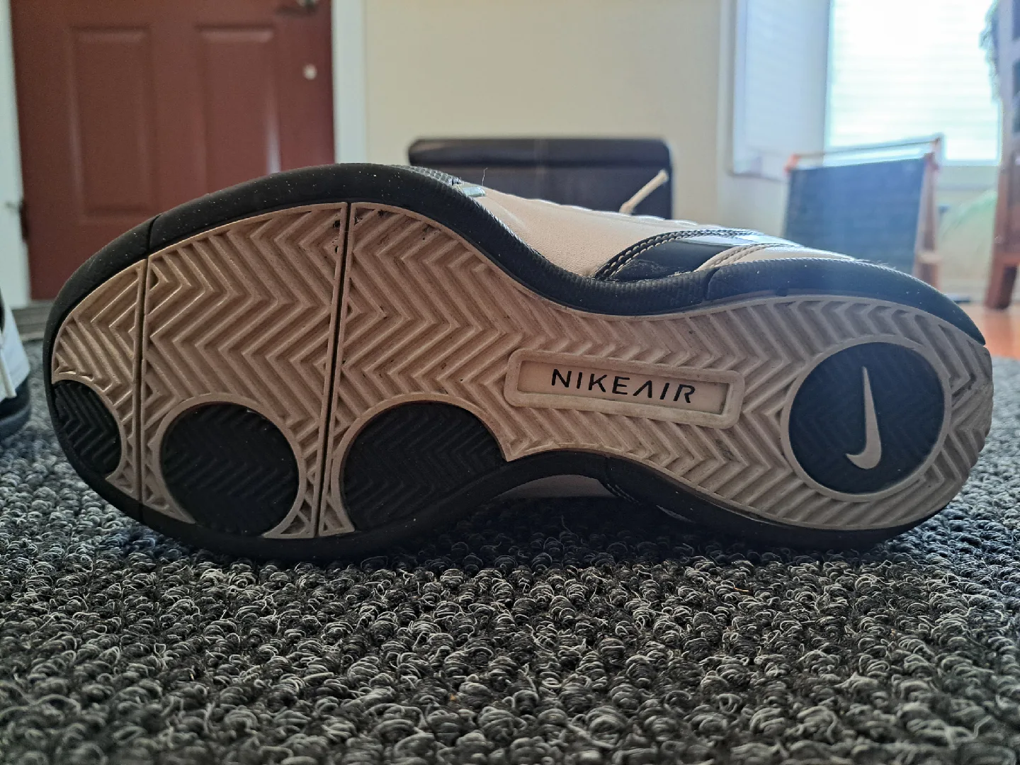 Nike Air Flight Soarin Basketball Shoes - US 8.5 image indicator(5)