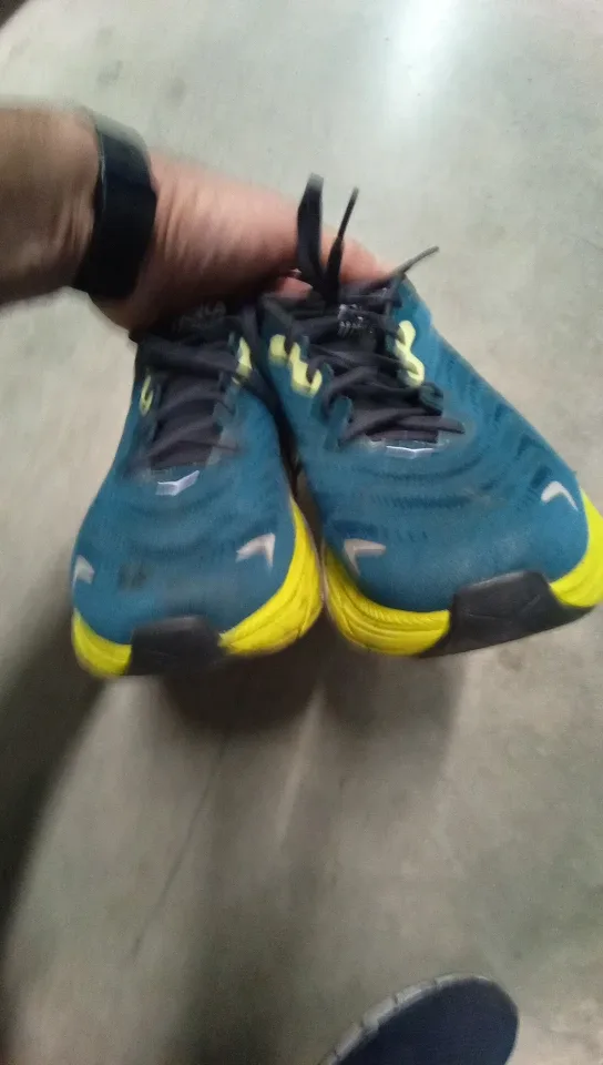 Hoka Running Shoes US 10.5 image indicator(7)