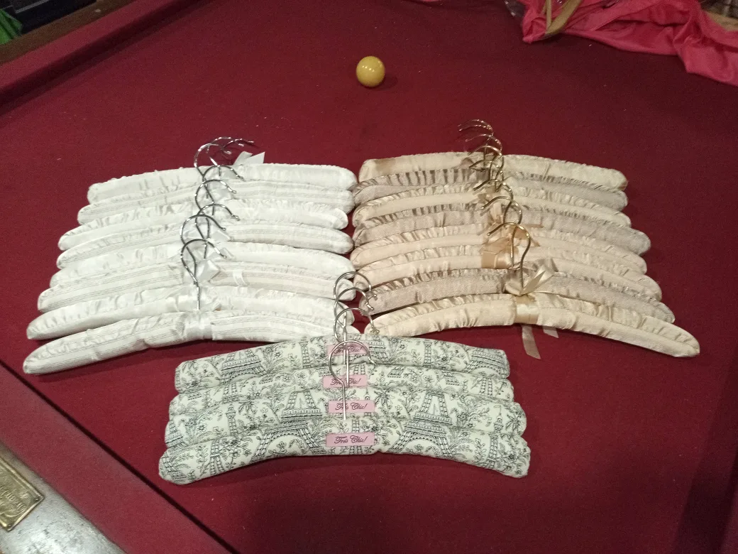 Padded Hangers - Set of 20 thumbnail