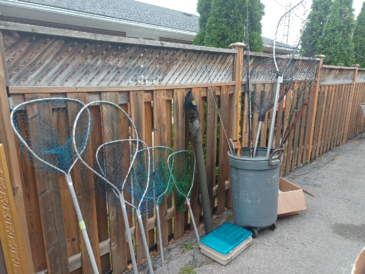 GARAGE SALE image indicator(5)