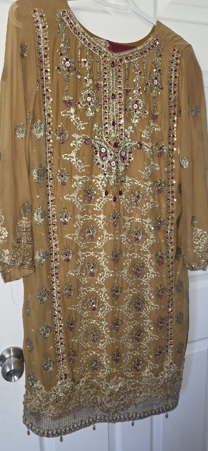 Embroidered Pakistani Dress - Gold & Maroon - photo 2