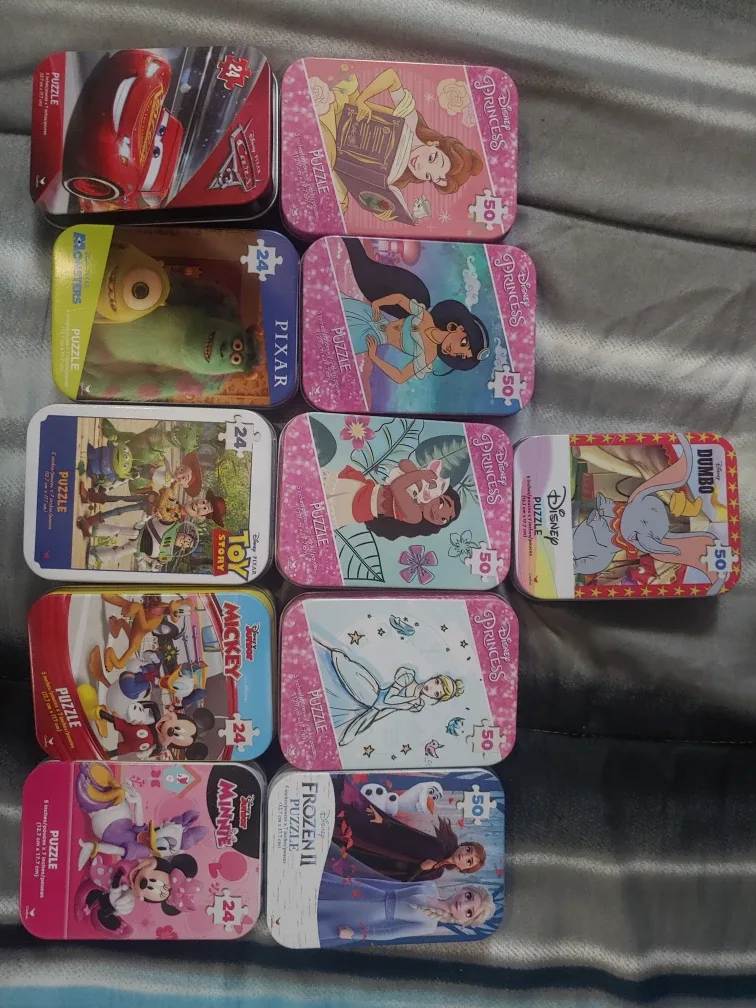 Disney Puzzles in Tins thumbnail