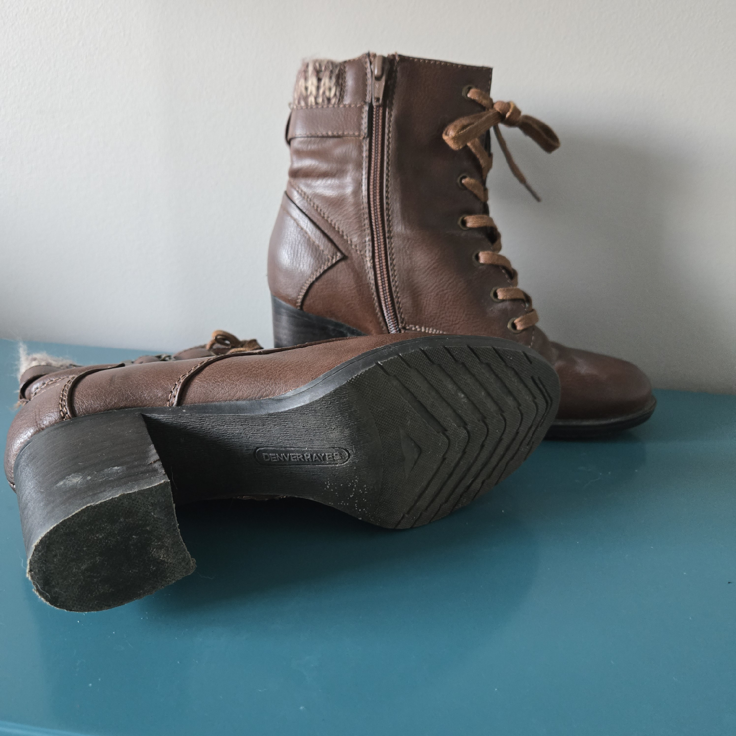 Denver Hayes Brown Ankle Boots - Size 8.5 - photo 3