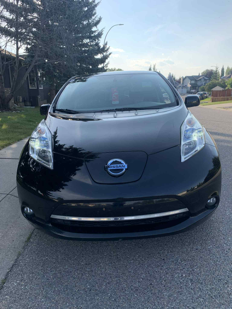 2015 NISSAN "LEAF" : Full Electric