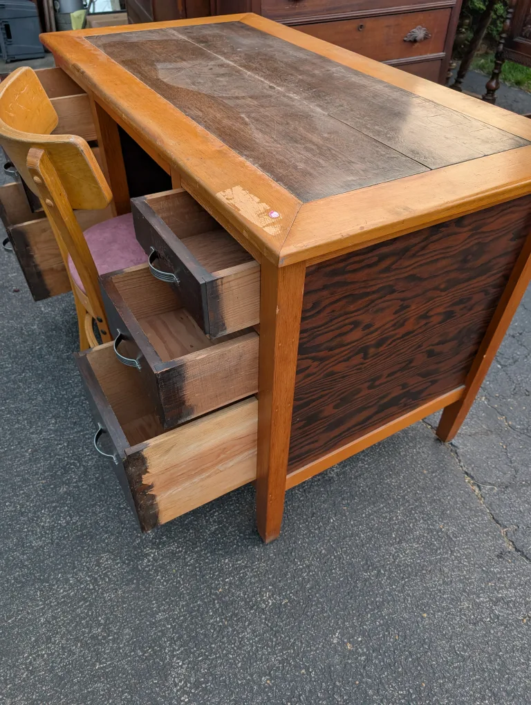 Vintage Wooden Desk with Chair image indicator(3)
