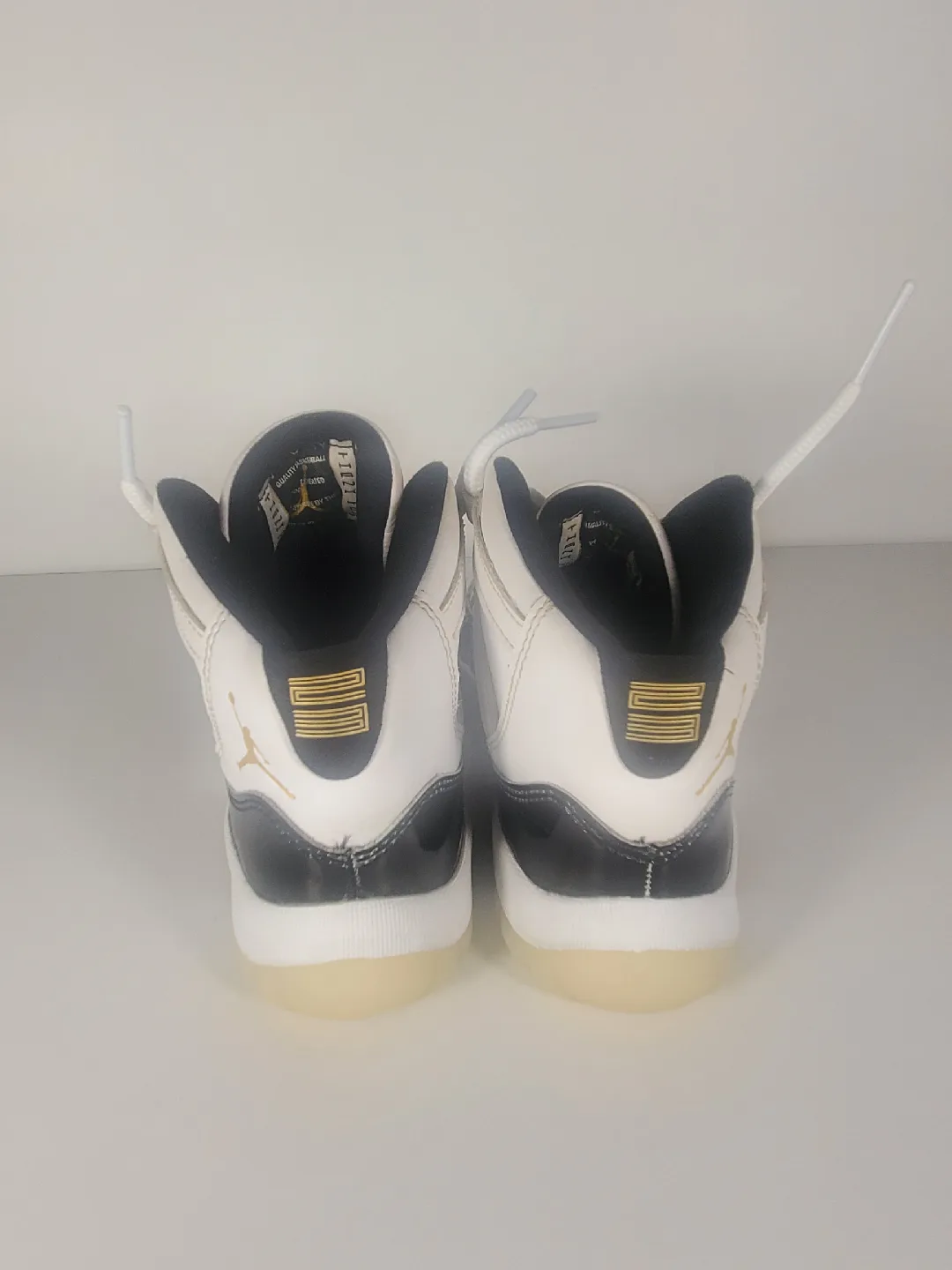 Kids Jordan 11 Retro DMP Gratitude PS 378039-170 Size 2.5Y image indicator(3)