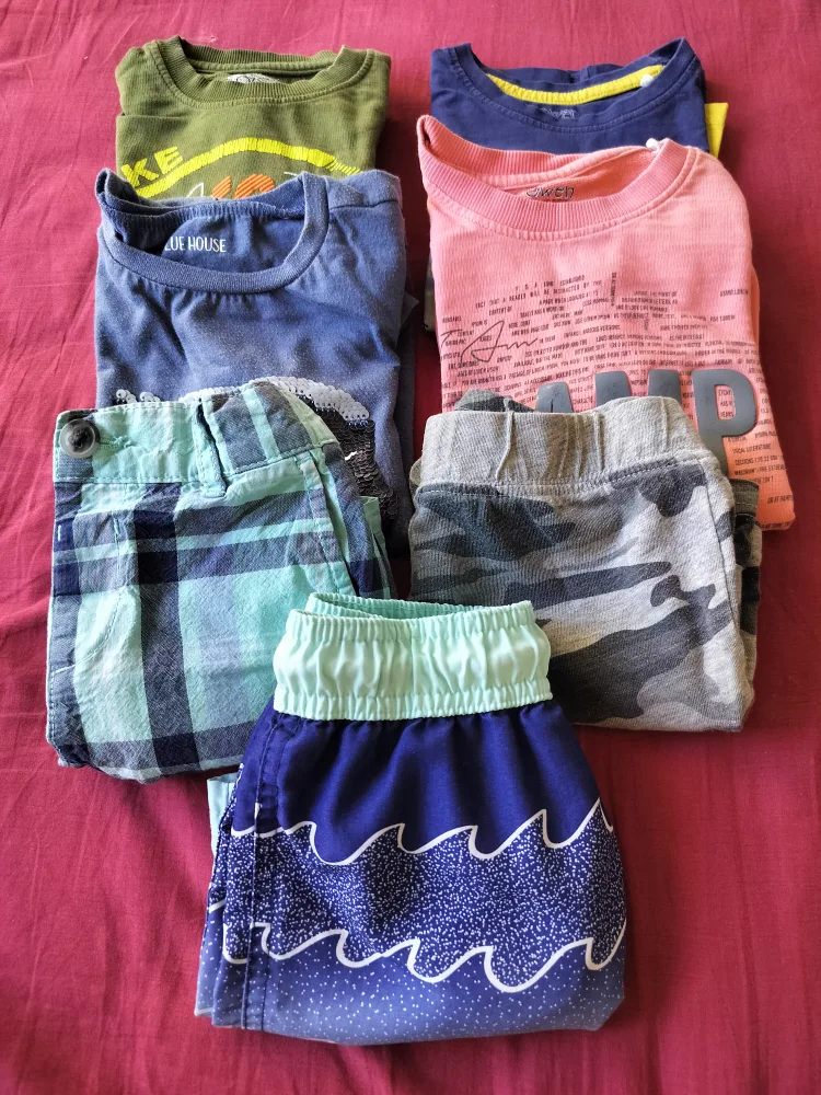 Boys' 2-3 years clothes - FREE thumbnail