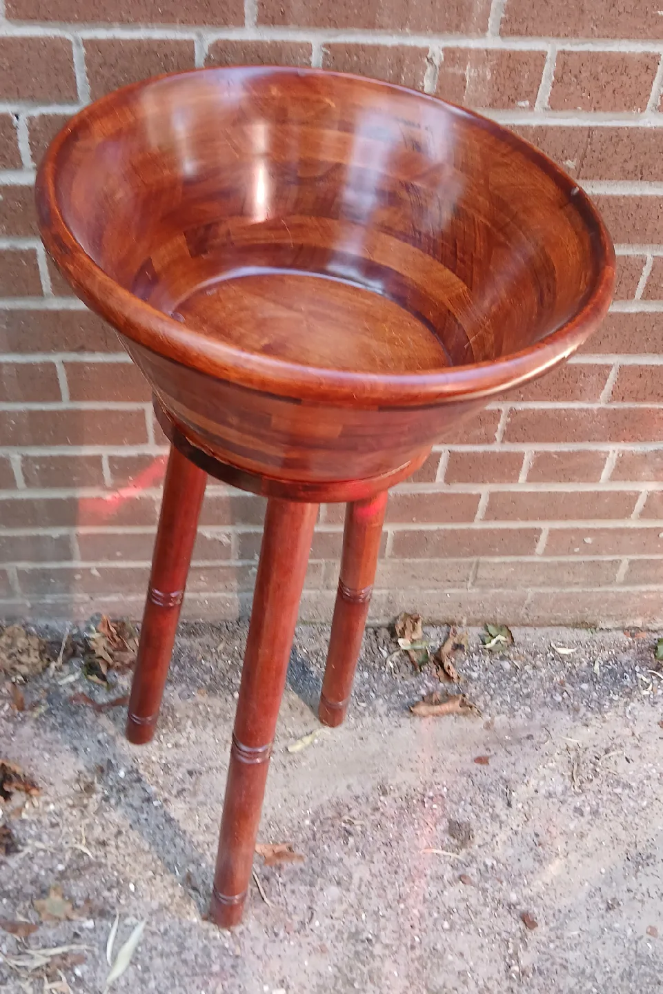Wooden Bowl Stand image indicator(2)