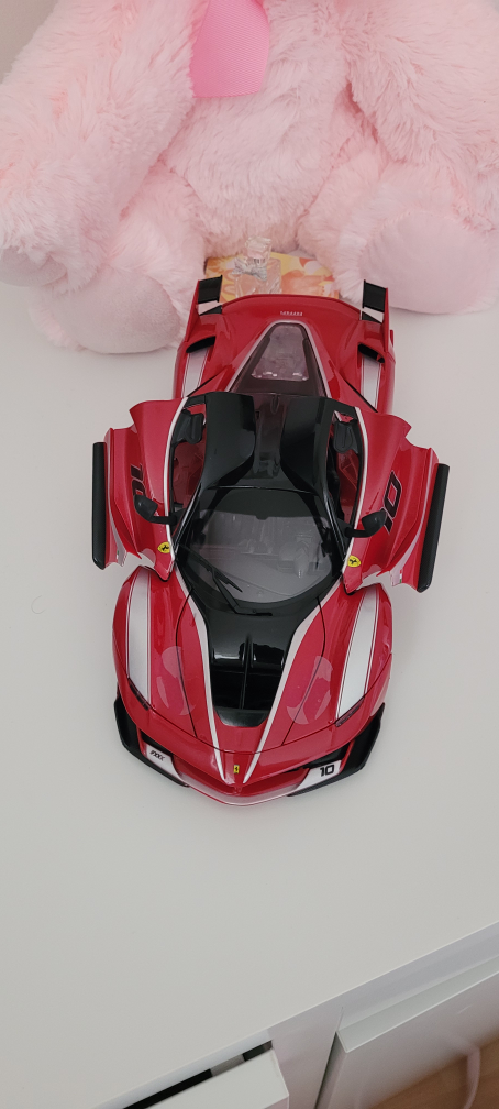 Red Ferrari LaFerrari Model Car - photo 2