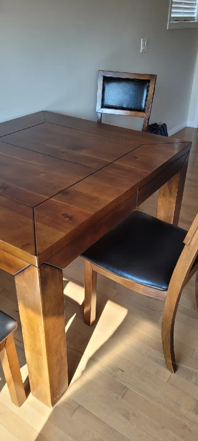 Extendable Solid Wood Dining Table with 4 Chairs image indicator(5)